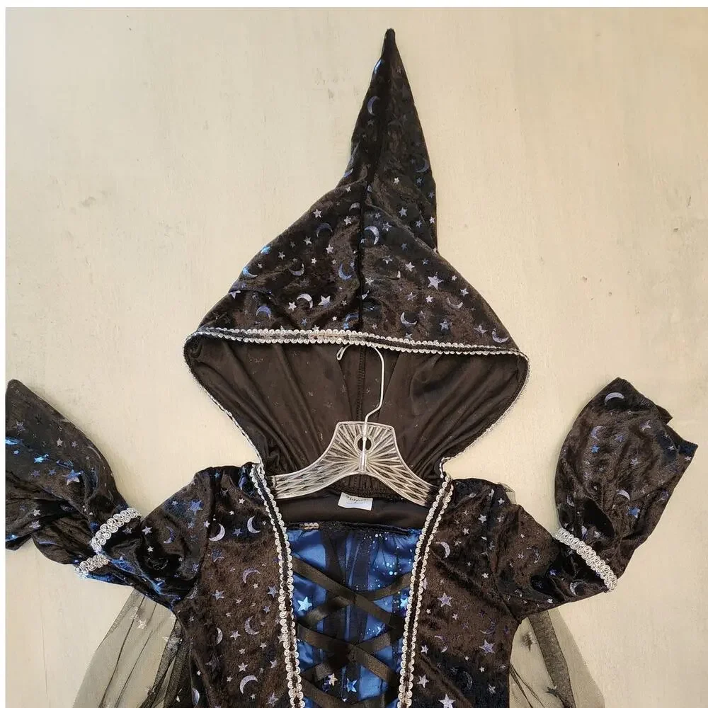 Spirit Halloween Girls SZ Small Witch Costume Cape Hood Magic